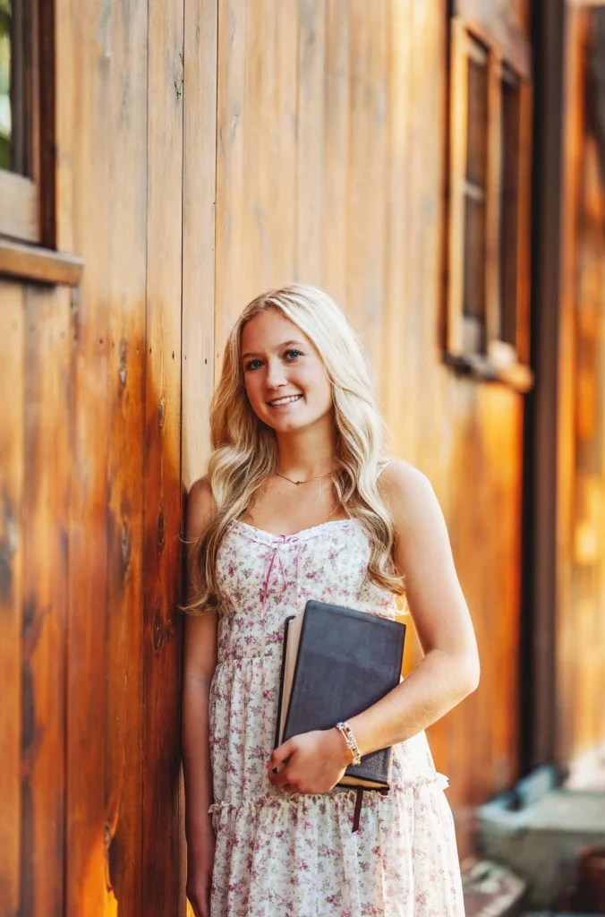 Moore, Natalie